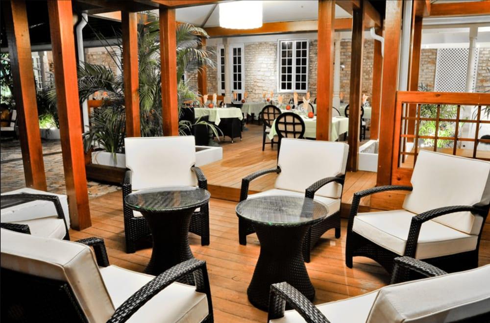 Island Inn Hotel All-Inclusive Saint Michael Ngoại thất bức ảnh