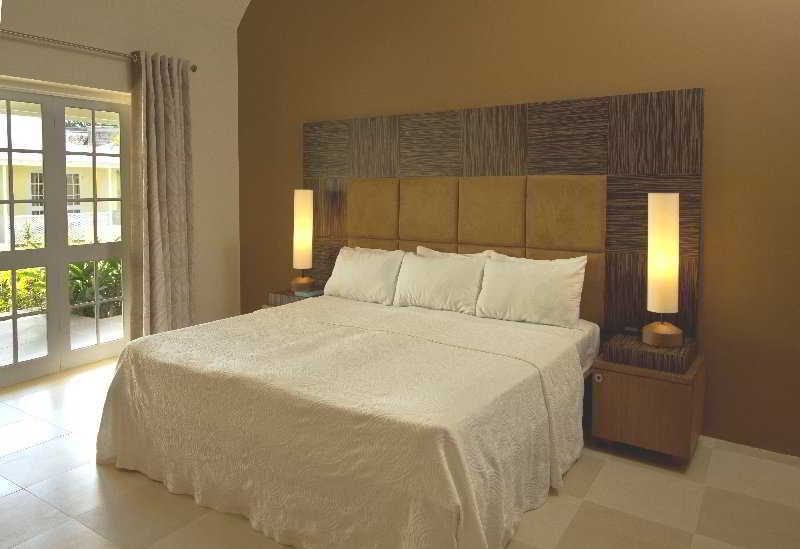 Island Inn Hotel All-Inclusive Saint Michael Ngoại thất bức ảnh